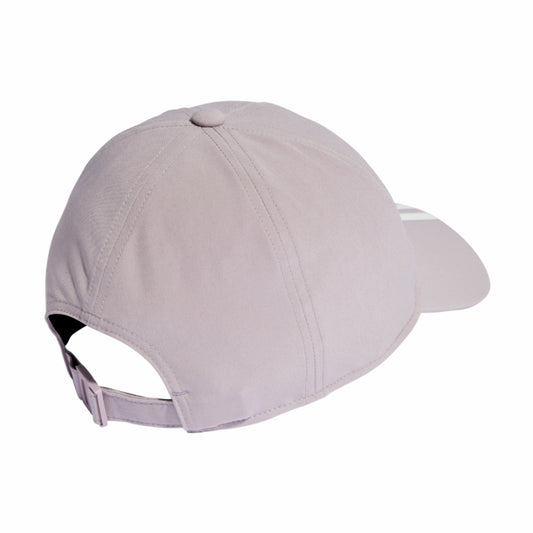 Light gray cap on a white background