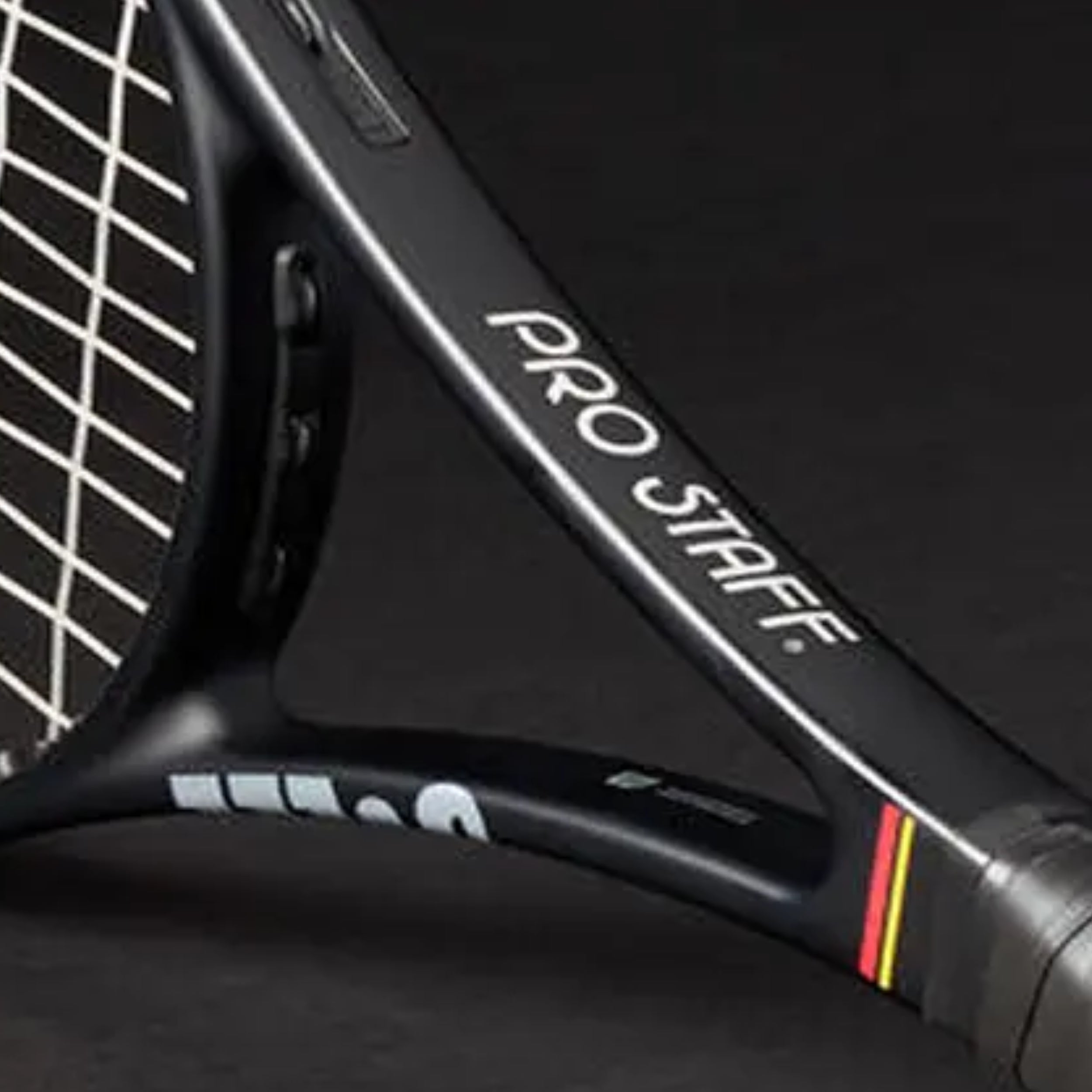 Wilson Pro Staff 97 V11 ケース付きG2 A PRO STAFF 97 CLASSIC by Wilson Japan Racquet online - ウイルソン
