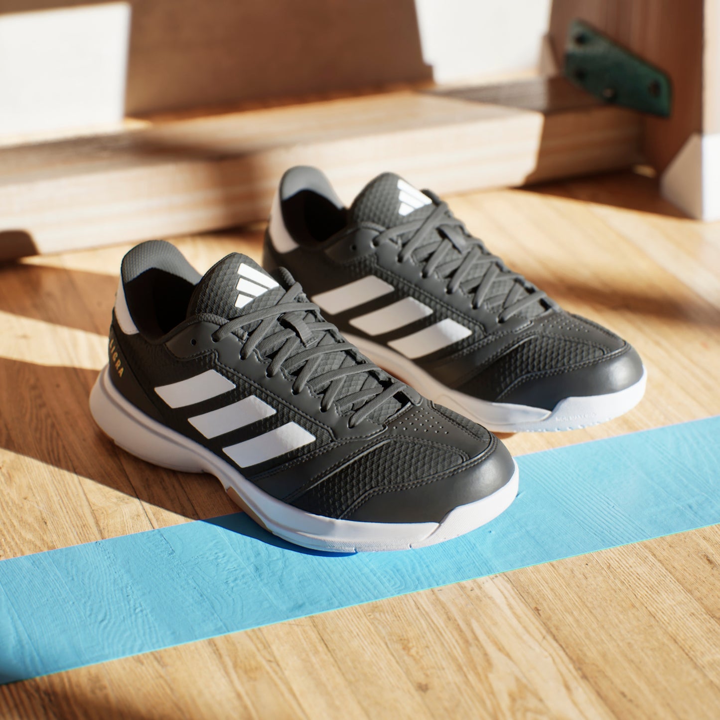 ADIDAS SHOE LIGRA 8 MN CORE BLACK/CLOUD WHITE (SS25)